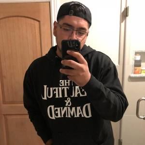 Meet your Posher, Javier